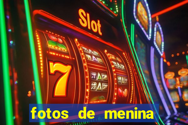 fotos de menina fake cacheada
