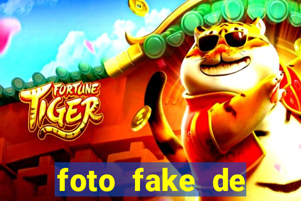 foto fake de mulher no espelho