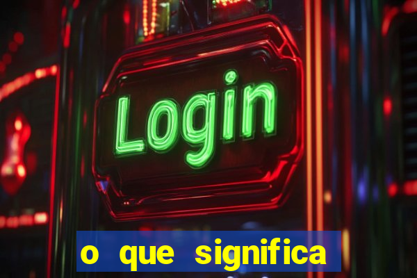 o que significa passarinho morto dentro de casa