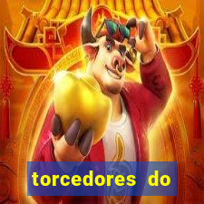 torcedores do corinthians se beijando