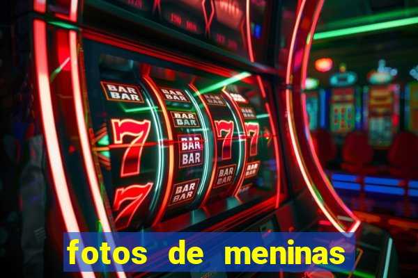 fotos de meninas fake cabelo cacheado