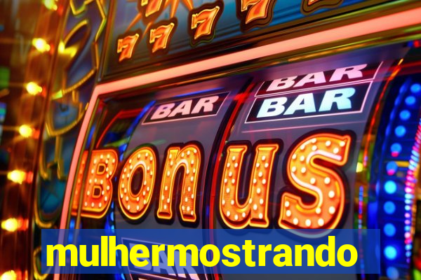 mulhermostrandoopeito