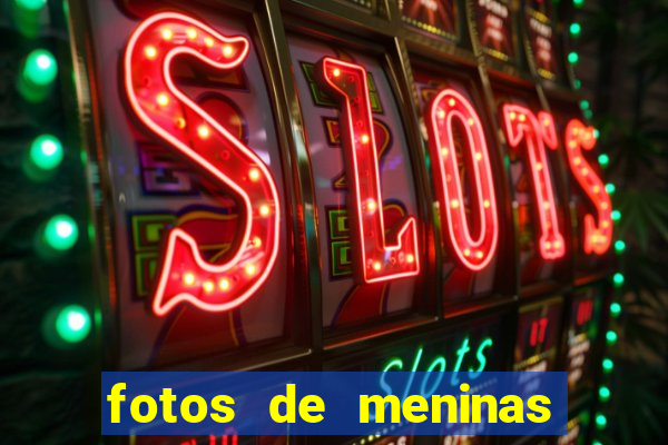 fotos de meninas cacheadas no espelho