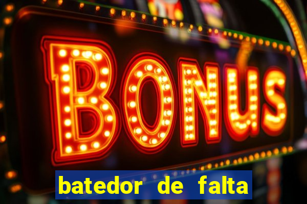 batedor de falta do atletico de madrid